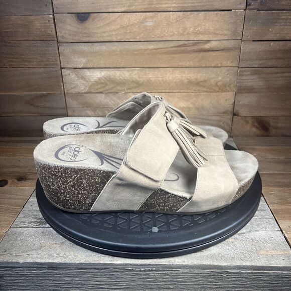 Abeo Womens Size 9 Uplift Platform Wedge Sandals Beige Open Toe Tasseled Comfort - Picture 1 of 10
